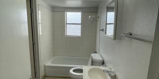 North Bay / central Portland area-Affordable rental-$99 move-in special Gallery 11