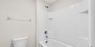 Available now in Wimauma | Spacious 5BR Home with 2,600+ Sqft Gallery 30