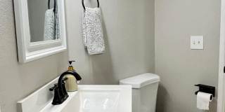 4212 E Sandia Street Gallery 30