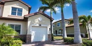 Annual 2nd Floor Condo with Community Lake views - in Toscana Isles Community – Minutes from the new Sarasota Memorial Hospital in Nokomis! Annual 2nd Floor Condo with Community Lake views - in Toscana Isles Community – Minutes from the new Sarasota Memorial Hospital in Nokomis! Gallery 1