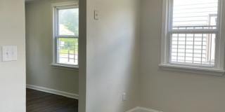 Bright & Inviting 2-Bedroom Home with Large Backyard - $1249.00 Gallery 5