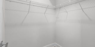 570 West End Drive Gallery 40