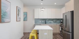 6 W End Court Gallery 5