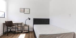 1607 W 35th Place - Co-Living Gallery 8