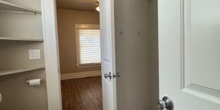 Available now! 2bed/1.25bath Close to Downtown Lodi Gallery 22