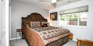 2 bedroom Townhome close to Whitefish Lake Golf Course Gallery 13