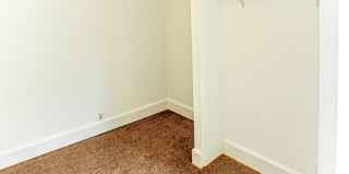 Point Breeze Three Bedroom Home Gallery 16