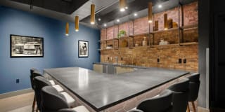 Mason & Main Gallery 52