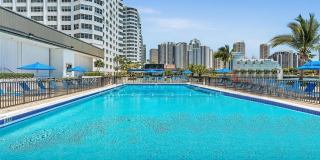 825 Brickell Bay Dr Gallery 2