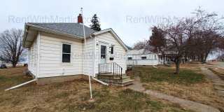 FOR RENT- 201 2nd St in Wellsburg *pets ok with conditions* Gallery 1