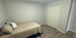 Stonegate Complex -- Fully Furnished and Utilities Included! Gallery 22