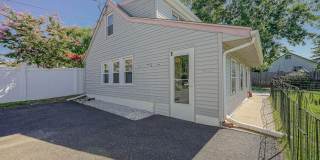 136 N READ Avenue Gallery 1