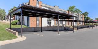 Oval Spring Apartments Gallery 3