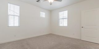 5538 S Dillon Gallery 19