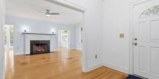555 18TH AVENUE NE Gallery 4