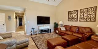 311 Villena Way Gallery 7