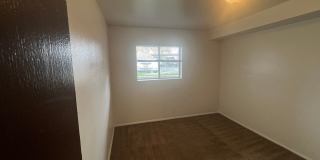 Spacious 2 bed/2 bath in Millcreek-**Move in Special-1/2 off first month** Gallery 26