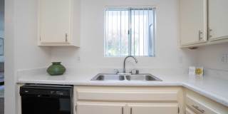 Riverpark apartment homes Gallery 40