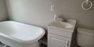 4 bedroom/2 bath home Gallery 9