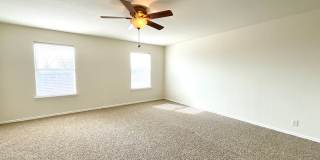 **APPLICATION RECEIVED** Spacious 5-Bedroom Retreat with 2-Car Garage & Prime Location Near Lackland AFB! Gallery 43