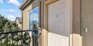 Immaculate 2 Bed 2 Bath Condo with Pikes Peak Views in D49!!! Gallery 3