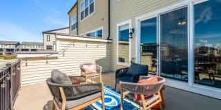 Stunning One Loudoun Townhome – 3BR / 3.5BA in Prime Ashburn Location – Available May 1 Gallery 28