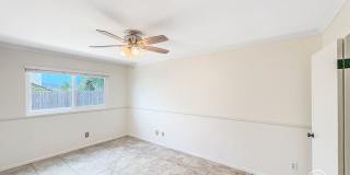 SD: Stunning 4BD/3BA Home in Vista with Panoramic Views, Private Balcony & Large Yard Gallery 8