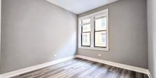 3935 N Janssen Gallery 10