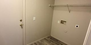 11284 W Magnolia Street Gallery 9