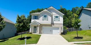 Wow! Beautiful 4 bedroom 2.5 bathroom home in Newnan! Must See! Gallery 1