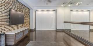 Edge at 1702 Gallery 17