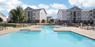 The Flats at MacArthur Gallery 30