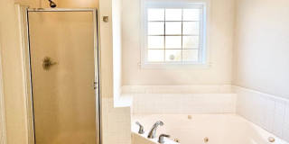 2 Bed, 2 Bath - BRAND NEW CARPET!!! READY FOR MOVE IN TODAY! Gallery 19
