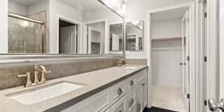 Luxury 3-Bed Townhouse in Hayward Just Built in 2019! Gallery 16