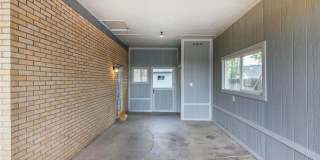 Stunning 4BR 2 BA brick ranch in tr Okane Park Gallery 35