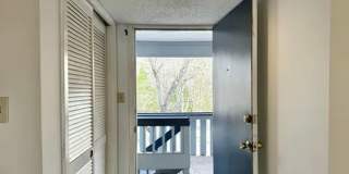 Lovely Studio in Gated Community Utilities Included Gallery 1