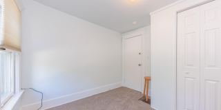 1123 W Huron Street Gallery 38
