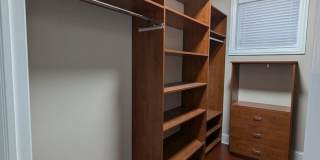 2150 W Monroe Street Gallery 70