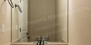 Rigden Farm Townhome in great location! Gallery 18