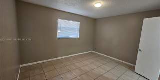 860 SW 6th Ct Gallery 10