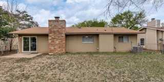 4-BEDROOM NEAR THE MEDICAL CENTER! Gallery 24