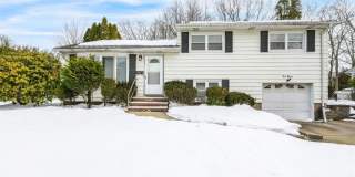 111 Charles Street Gallery 1