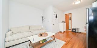 456 9th Avenue Gallery 1