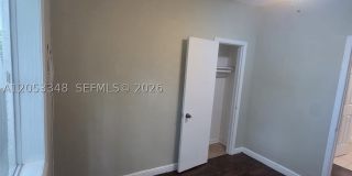 1008 N 18th Ct Gallery 9