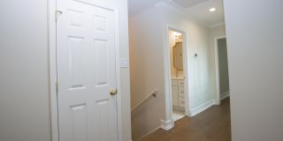 131 Racquet Lane Gallery 27