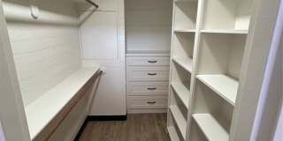 5400 Ridgeline Drive Gallery 18