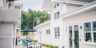 Woodlands Creekside Gallery 13