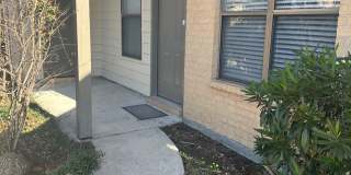 Pre Leasing For December -Perfect Location For Health Care Students and Professionals! Gallery 1