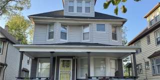 10605 Ashbury Avenue Gallery 1