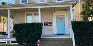 Charming Top-Floor Studio in Historic Havre de Grace Gallery 1